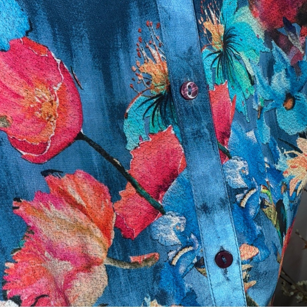 Tolani Blue Floral Silk Button Down Shirt with Mandarin Collar - Picture 4 of 9
